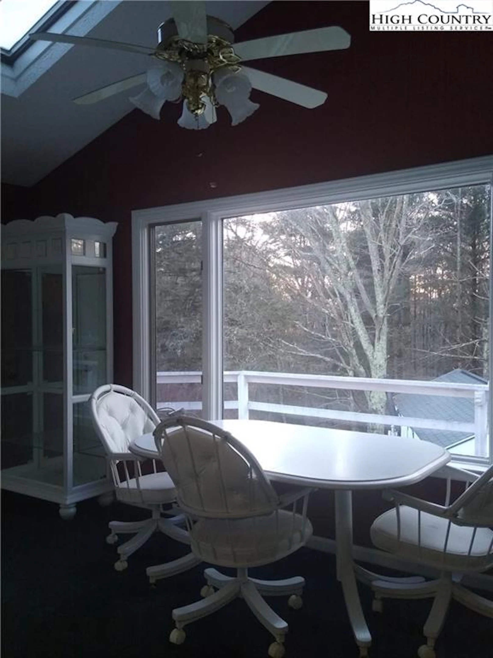 Image number 14 for the current listing