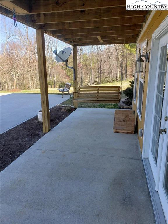 Image number 6 for the current listing