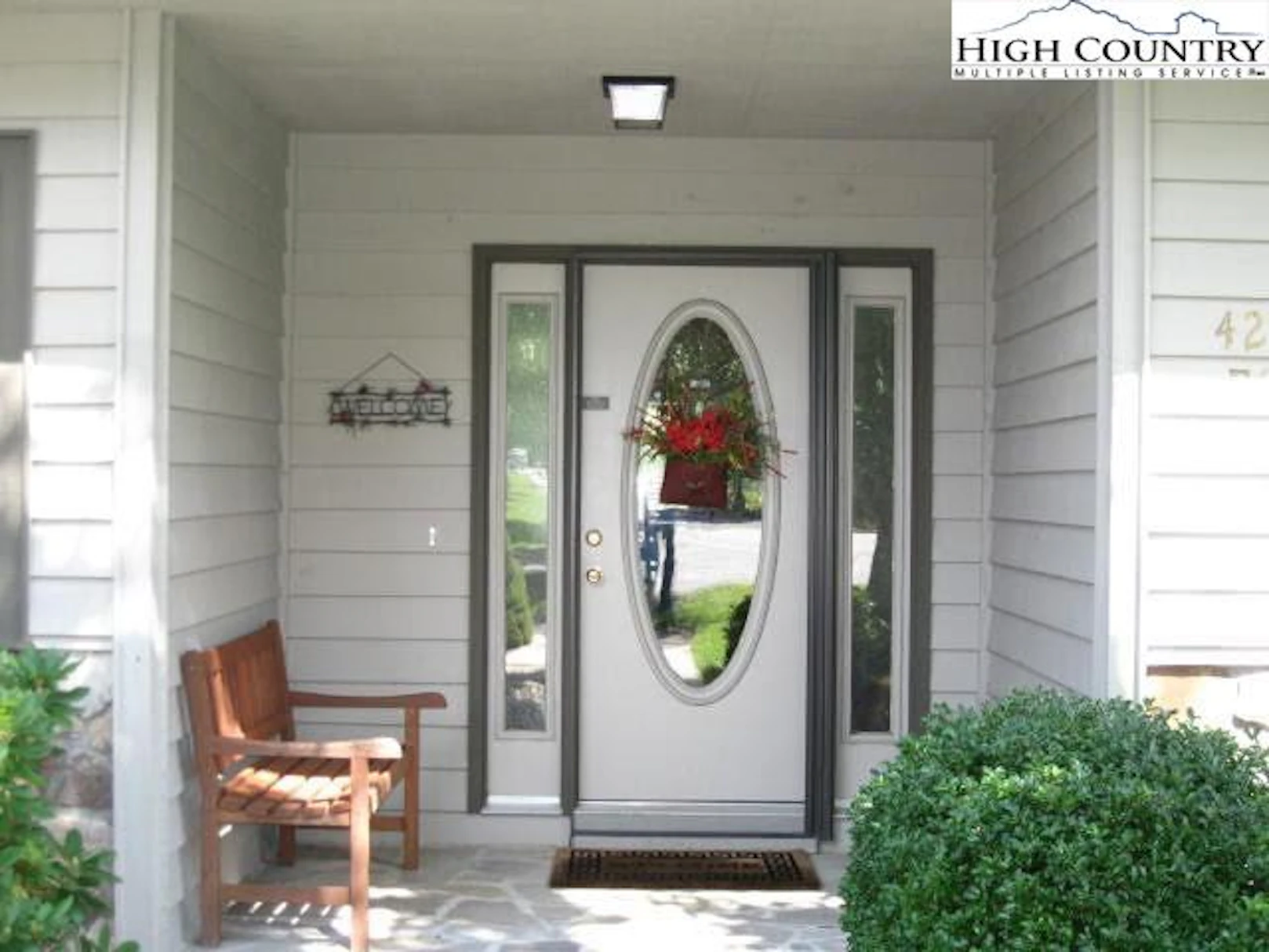 Image number 3 for the current listing