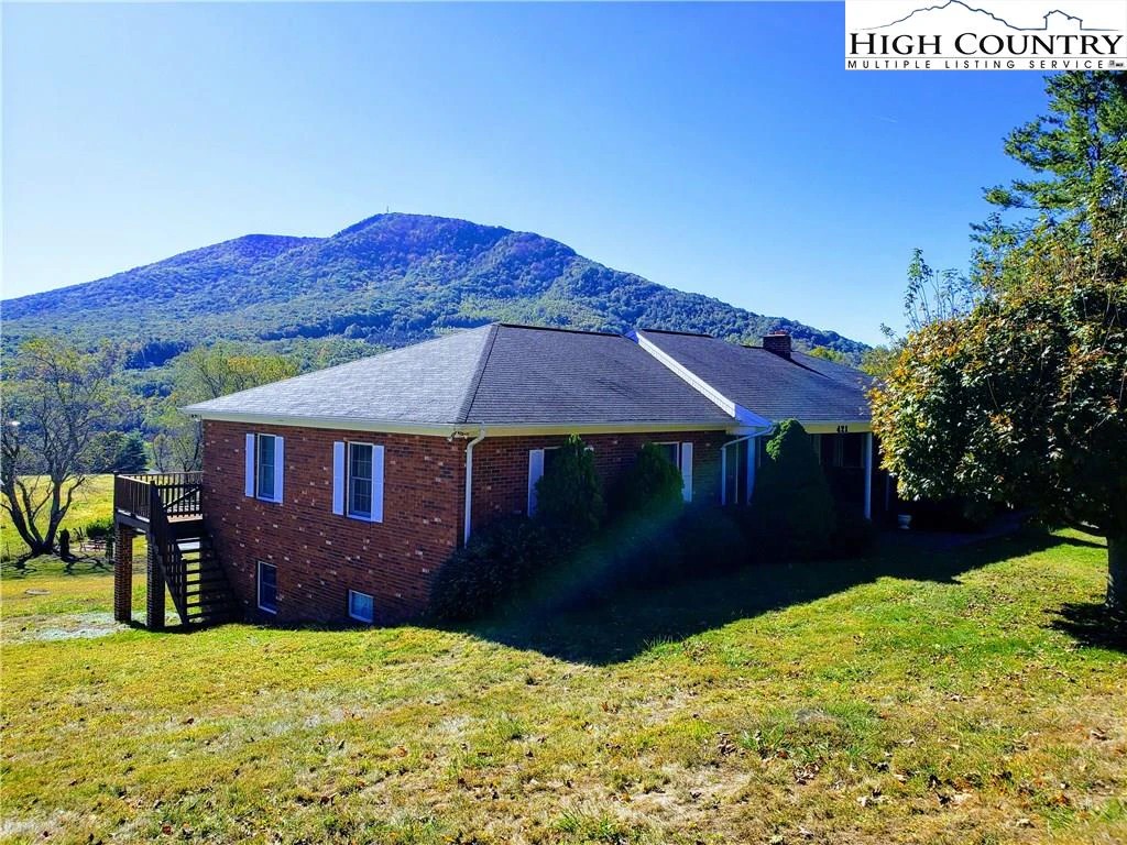 Image number 18 for the current listing