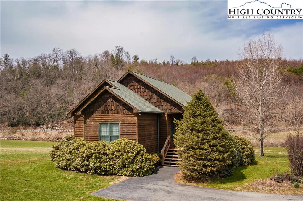 Image number 4 for the current listing