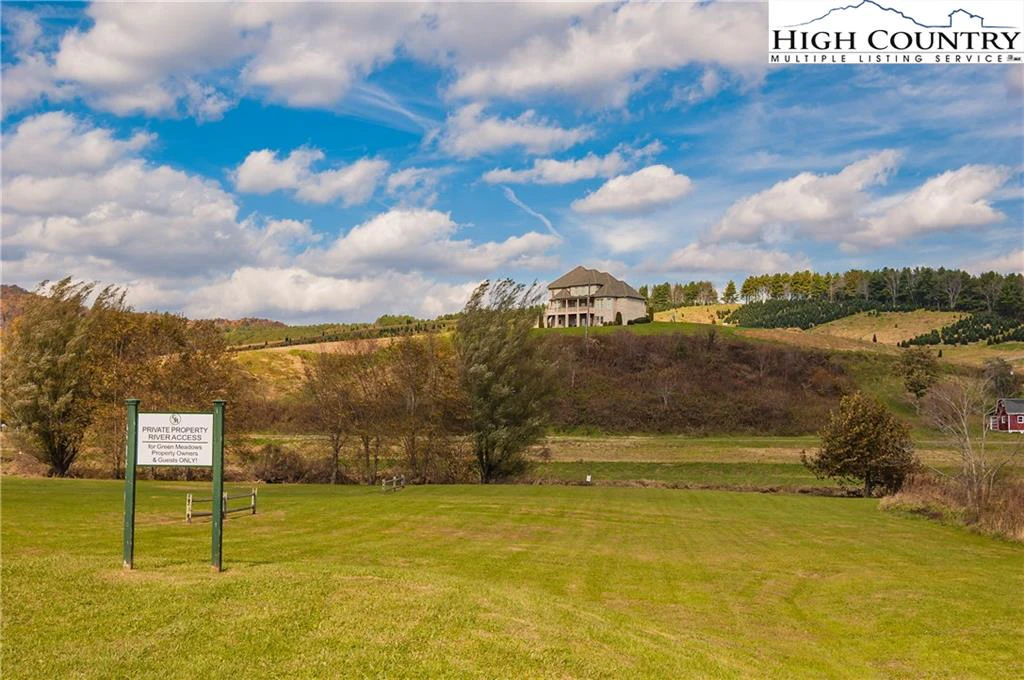 Image number 3 for the current listing