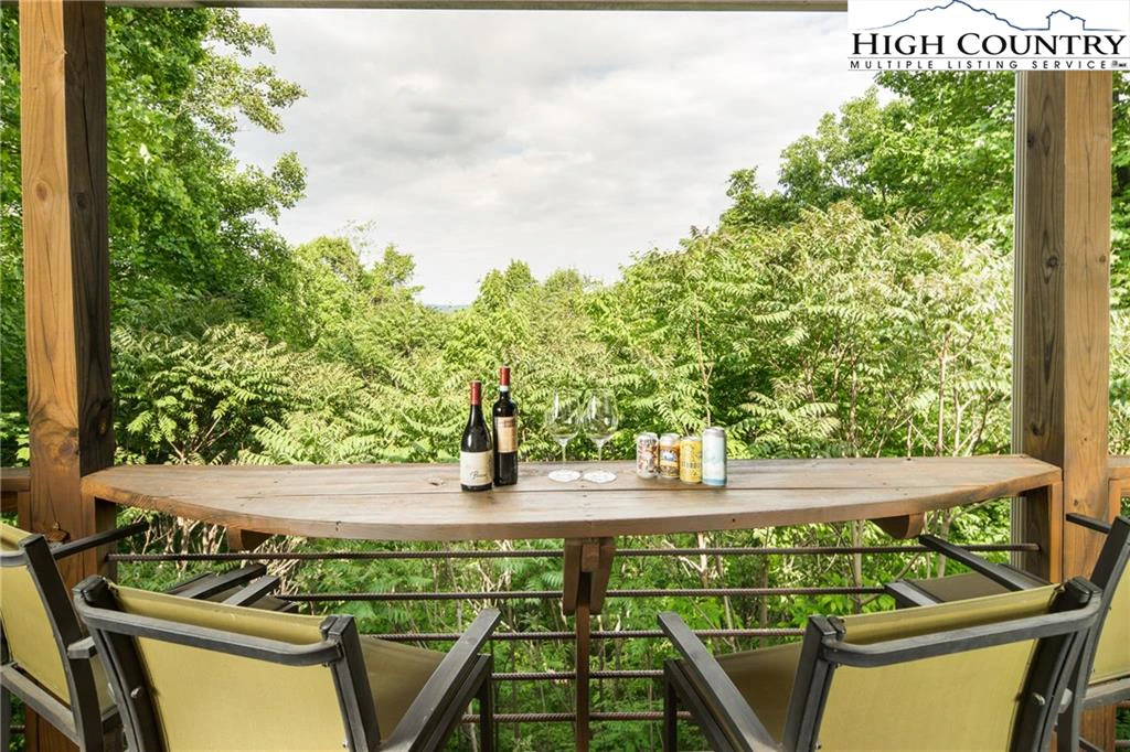 Image number 6 for the current listing