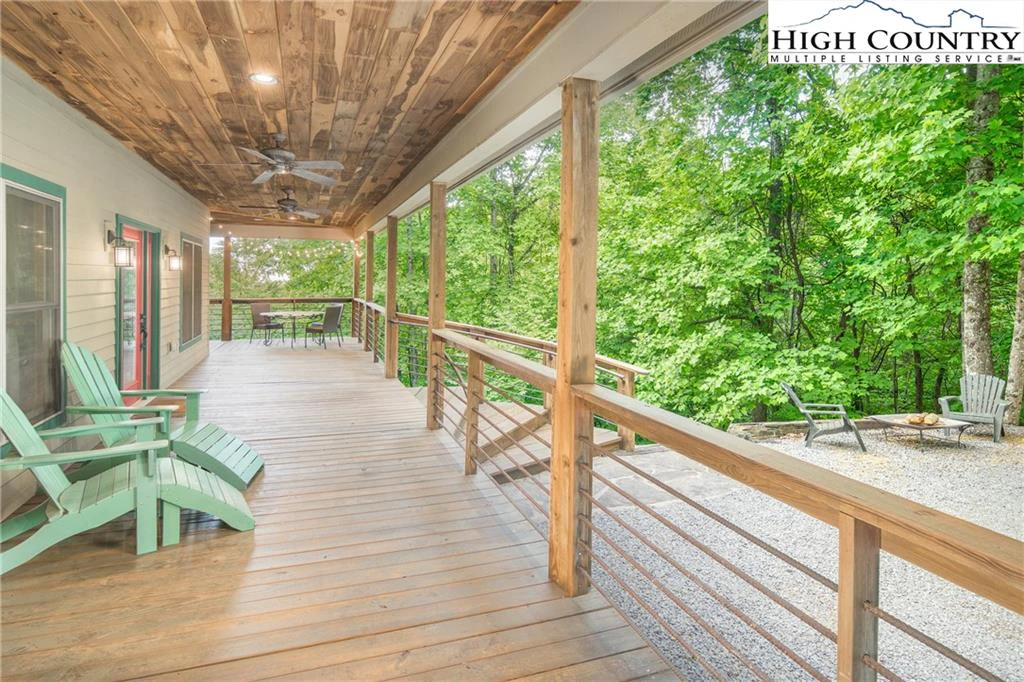 Image number 12 for the current listing