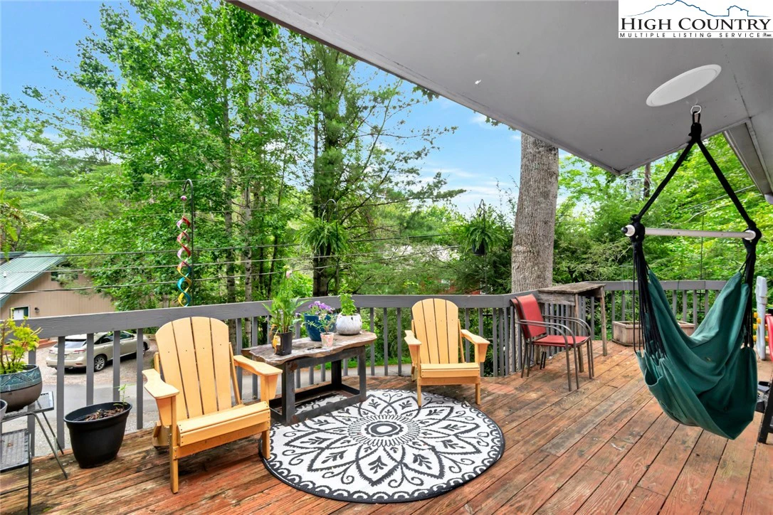 Image number 12 for the current listing