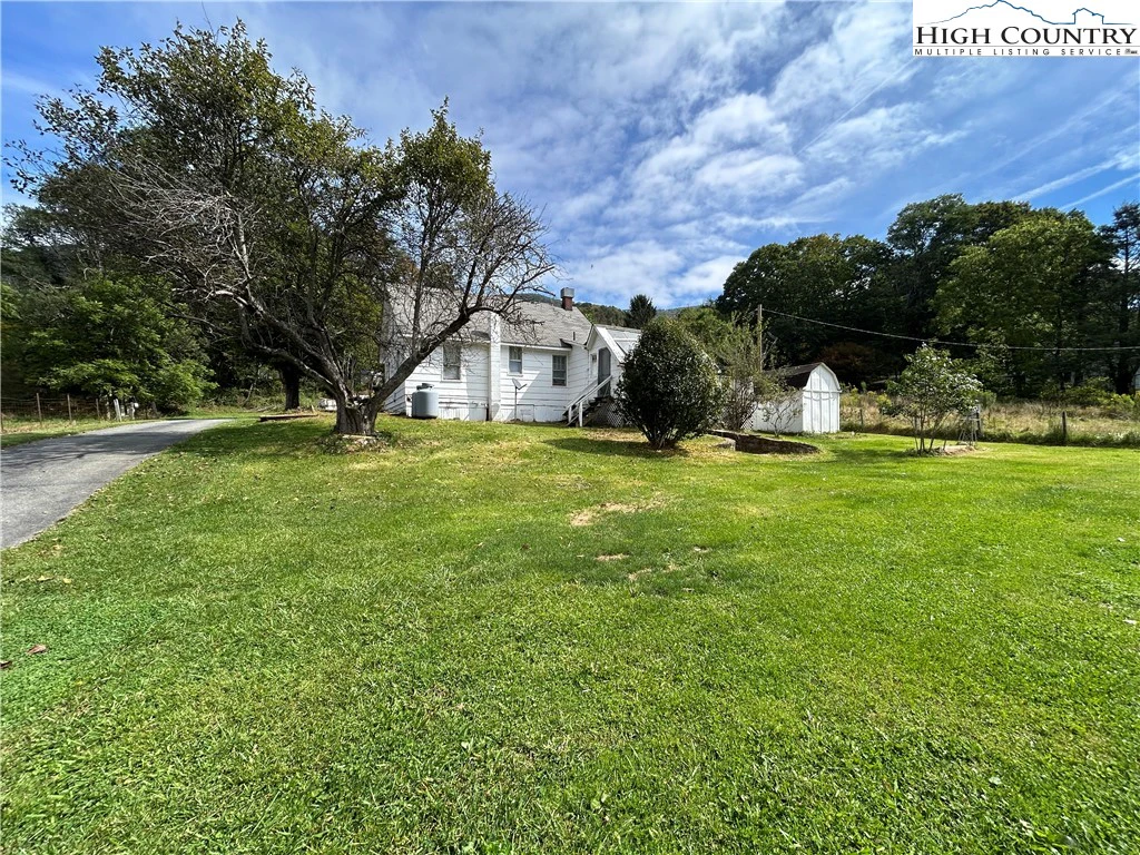 Image number 3 for the current listing
