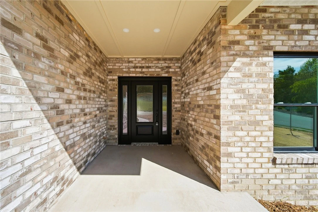 Image number 3 for the current listing