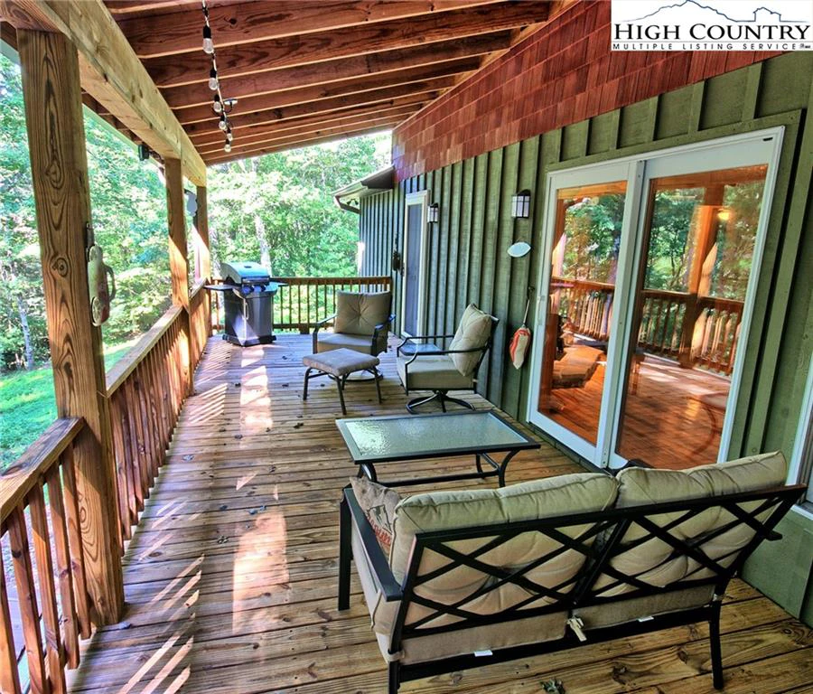 Image number 6 for the current listing