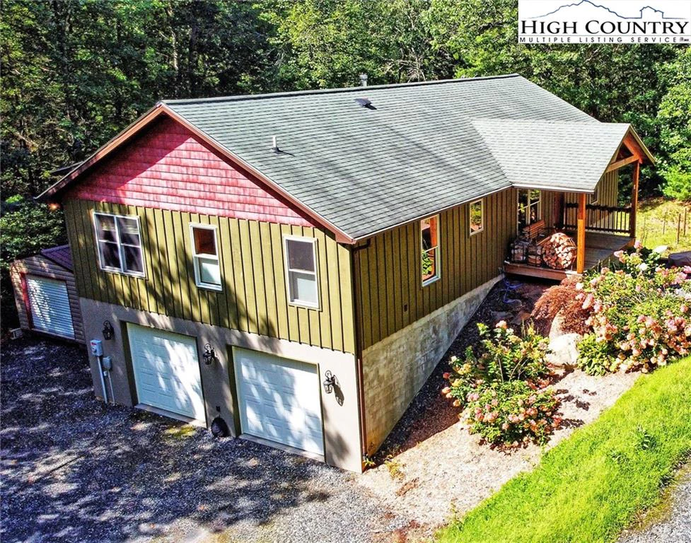 Image number 13 for the current listing