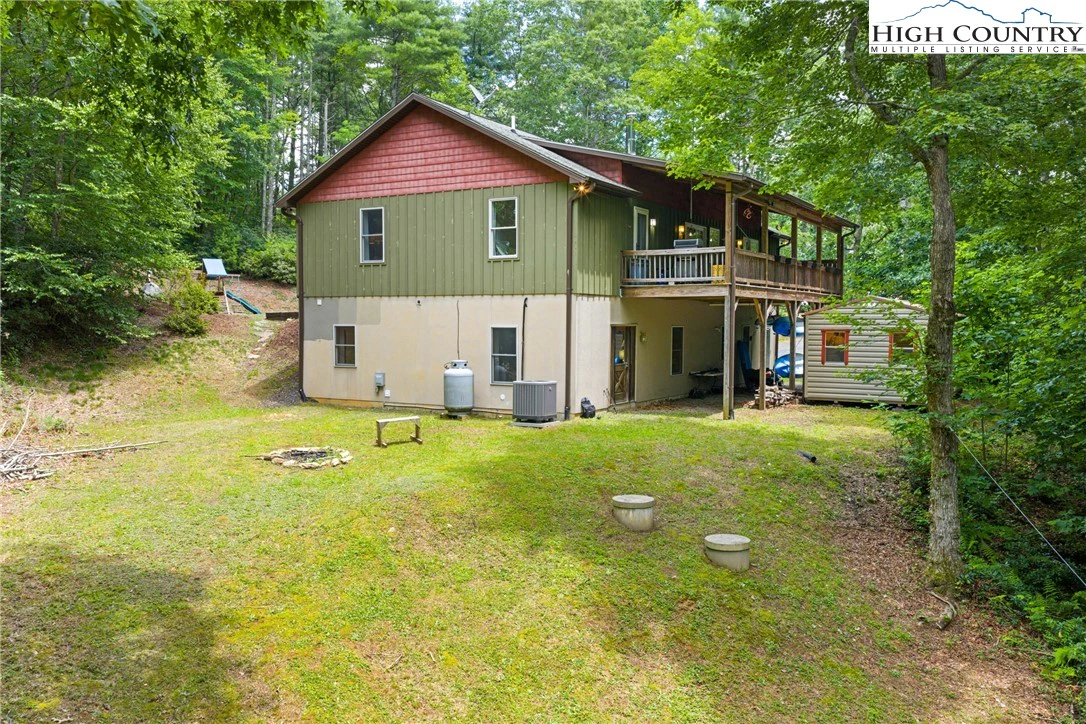 Image number 16 for the current listing