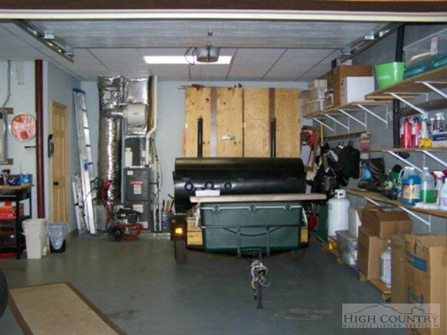 Image number 3 for the current listing
