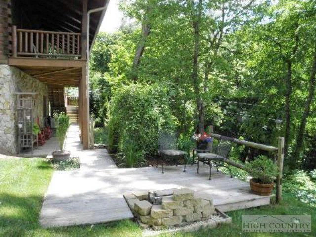 Image number 9 for the current listing