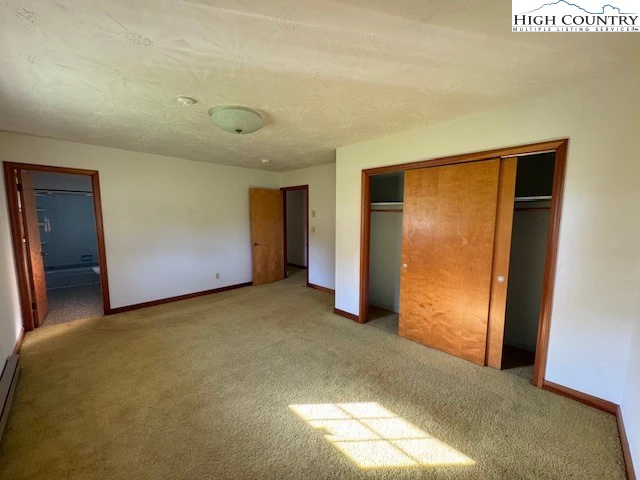 Image number 16 for the current listing