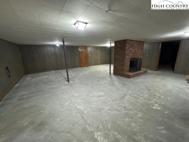 Image number 5 for the current listing