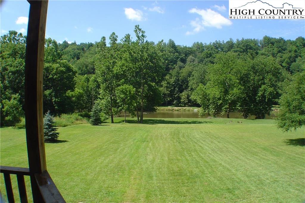Image number 13 for the current listing