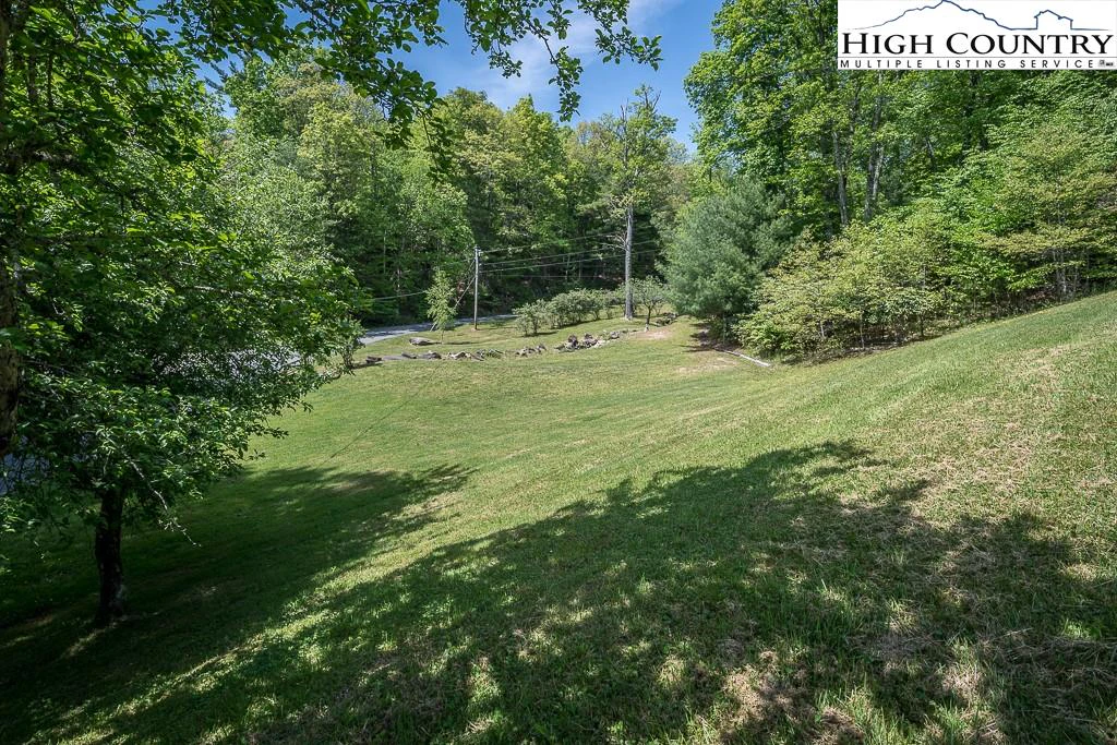 Image number 21 for the current listing