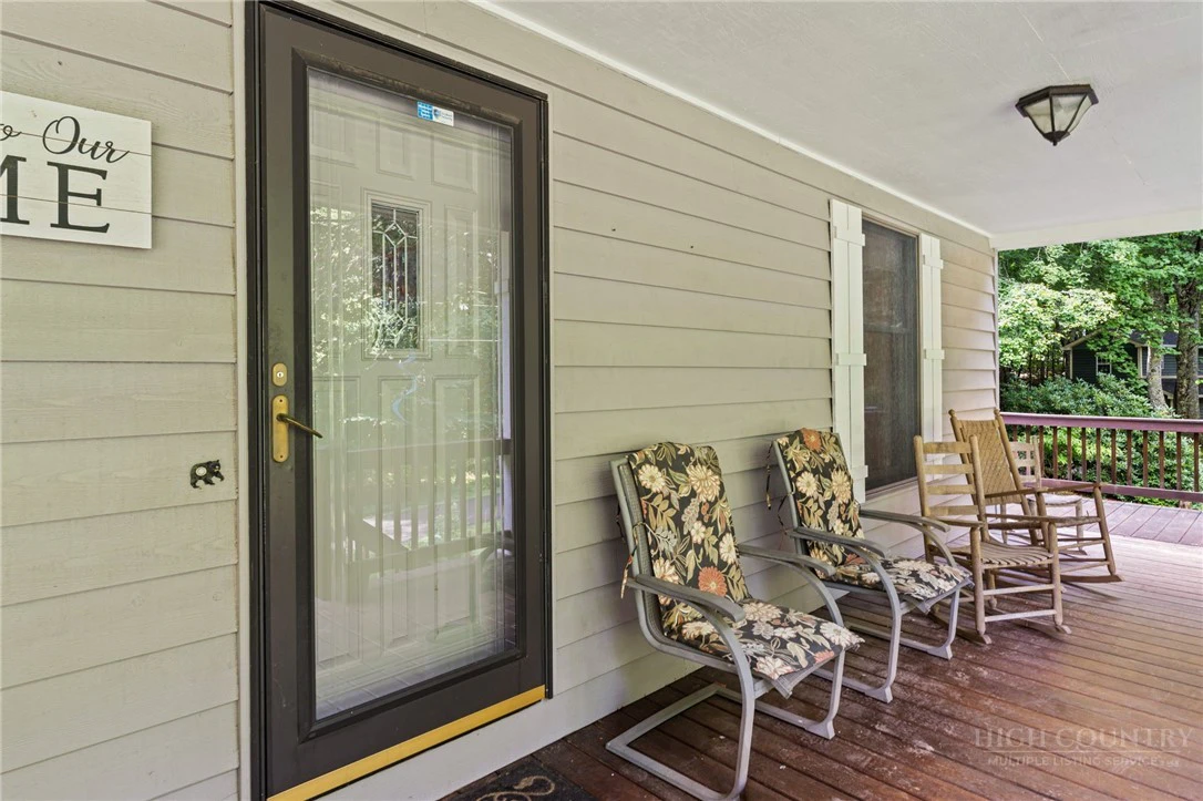 Image number 2 for the current listing