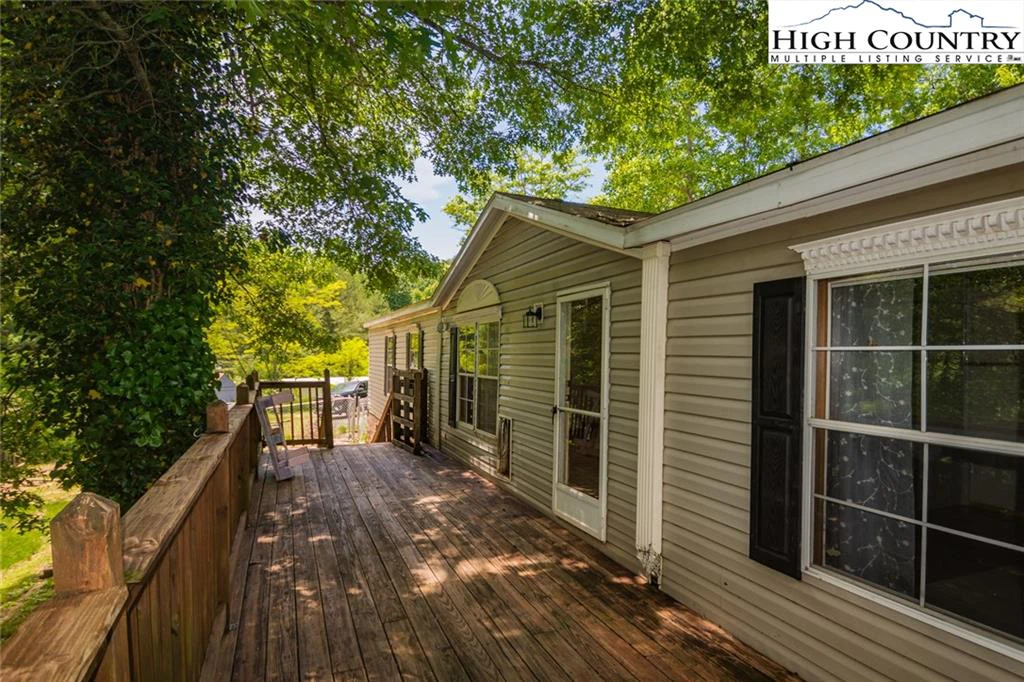 Image number 7 for the current listing