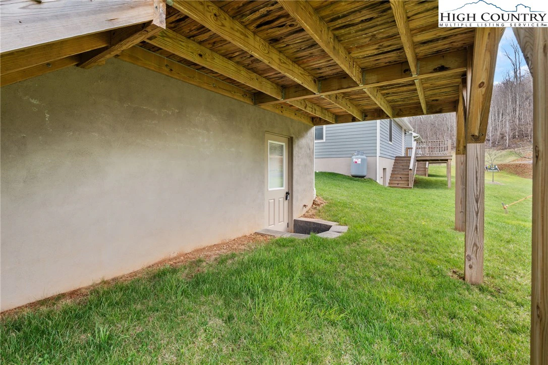 Image number 5 for the current listing