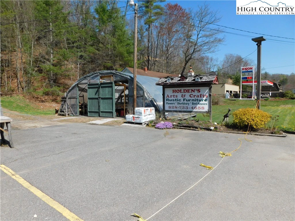 Image number 7 for the current listing