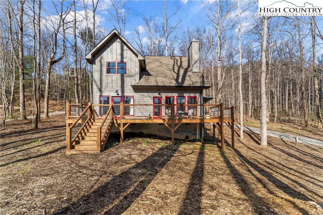 Image number 17 for the current listing