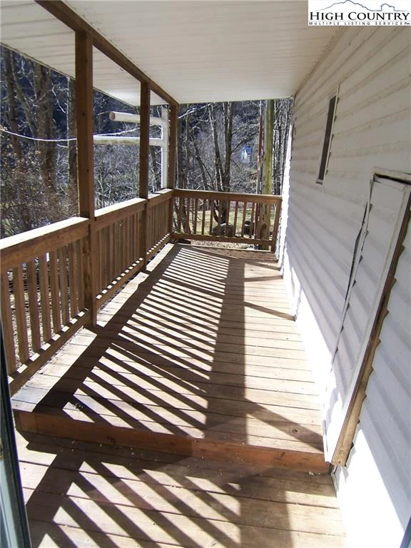 Image number 3 for the current listing