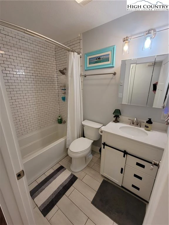 Image number 5 for the current listing