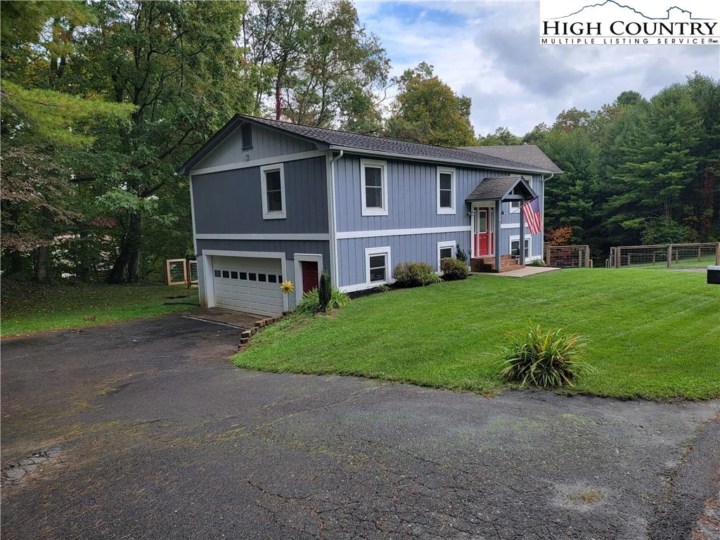 Image number 19 for the current listing