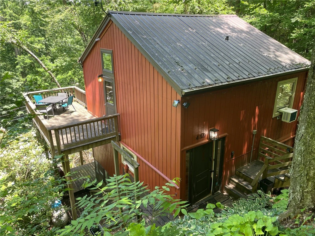 Image number 2 for the current listing