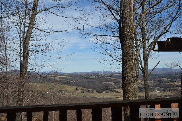 Image number 6 for the current listing