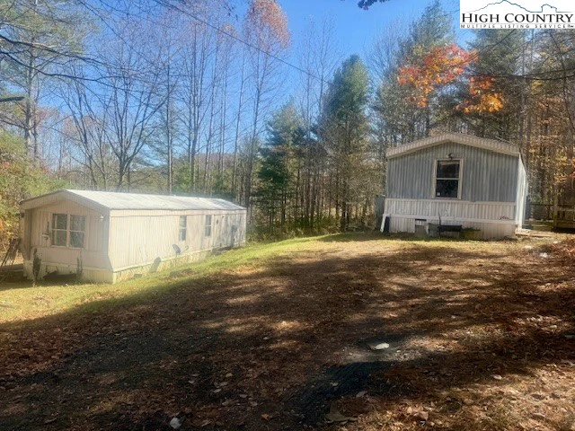 Image number 1 for the current listing