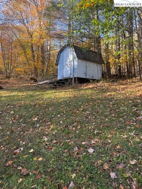 Image number 17 for the current listing