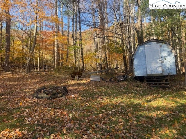 Image number 15 for the current listing