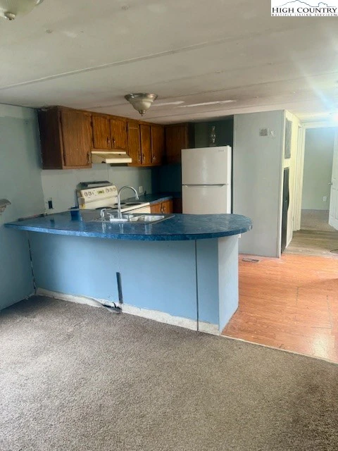 Image number 7 for the current listing