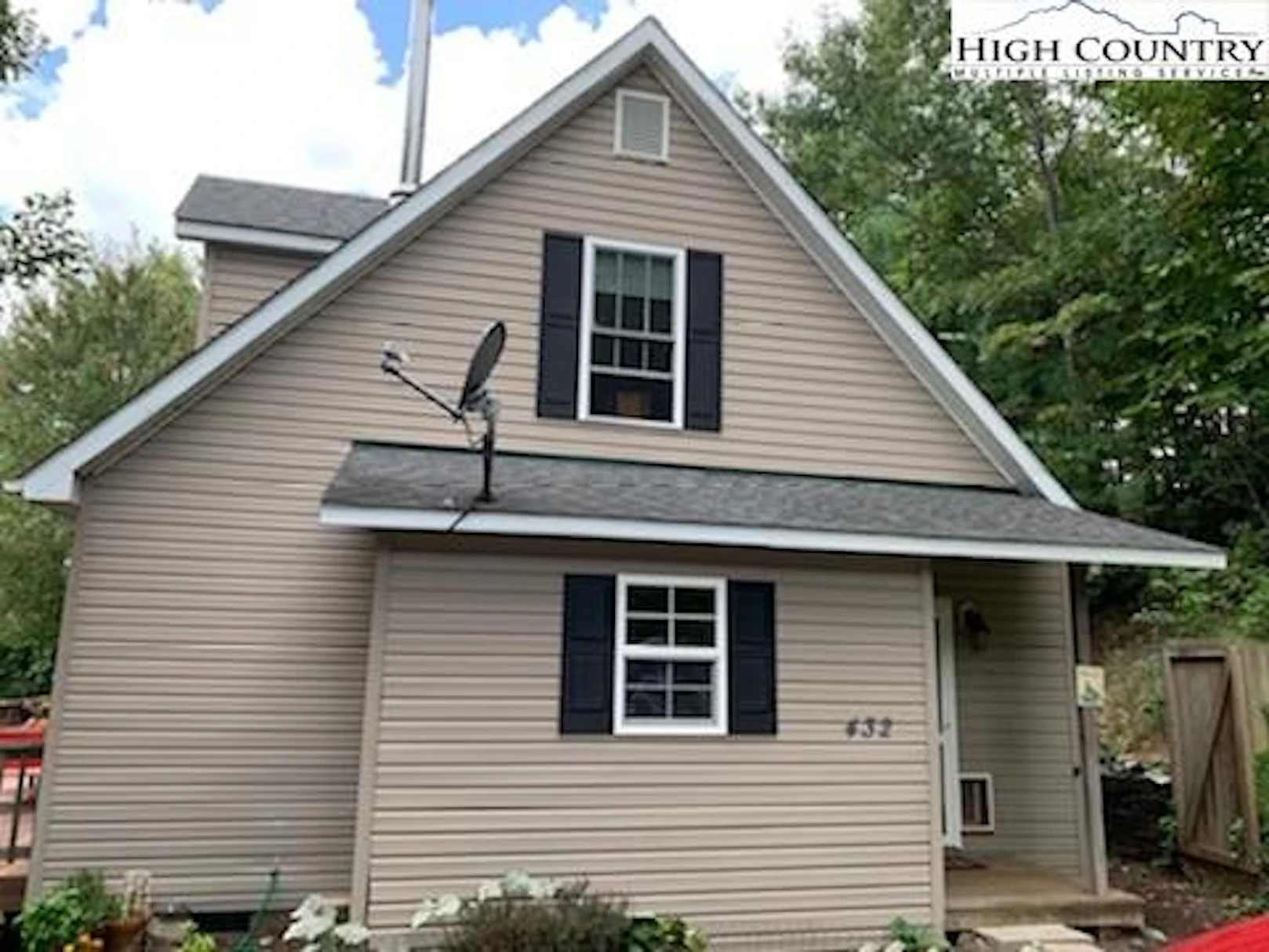 Image number 20 for the current listing
