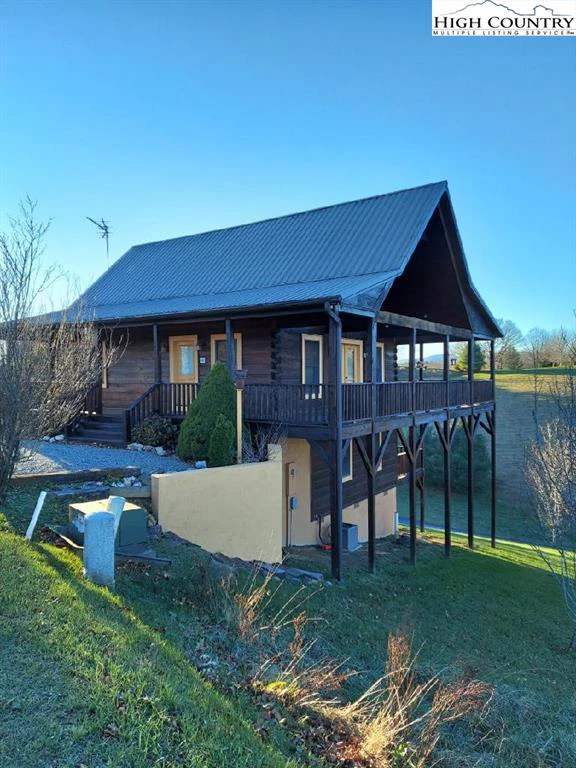 Image number 16 for the current listing