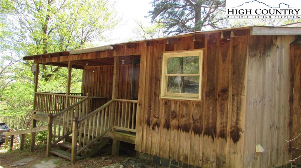 Image number 2 for the current listing