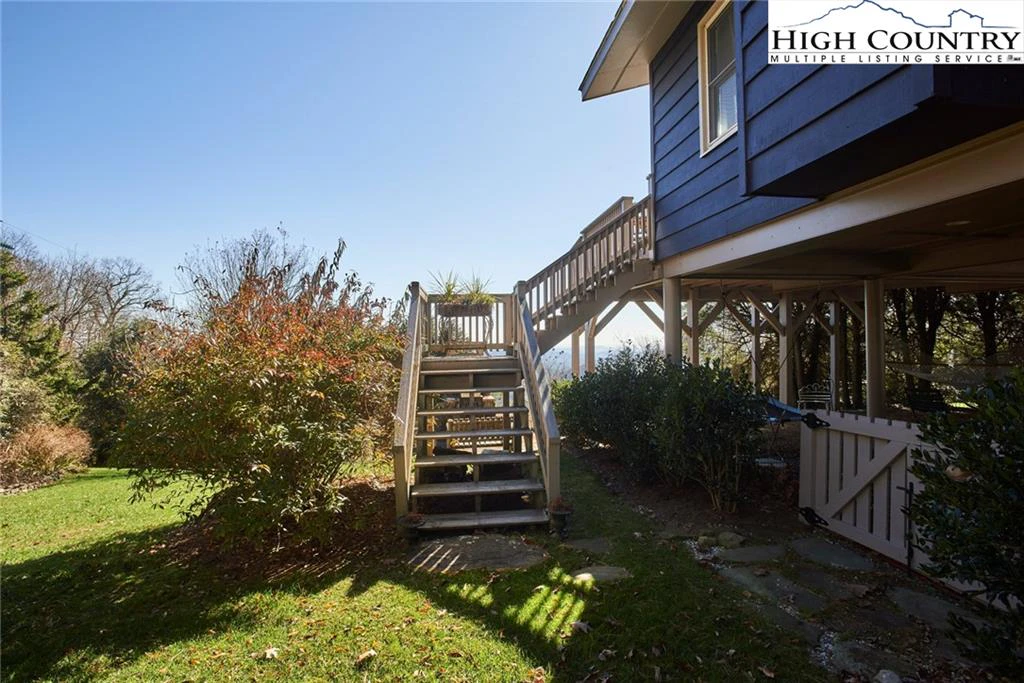 Image number 12 for the current listing