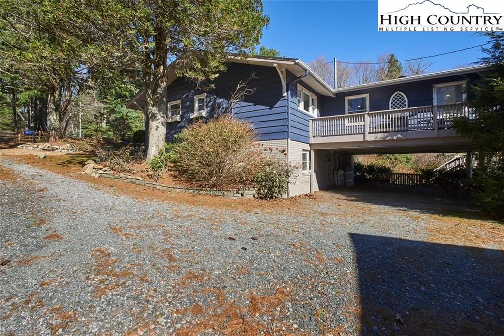 Image number 18 for the current listing
