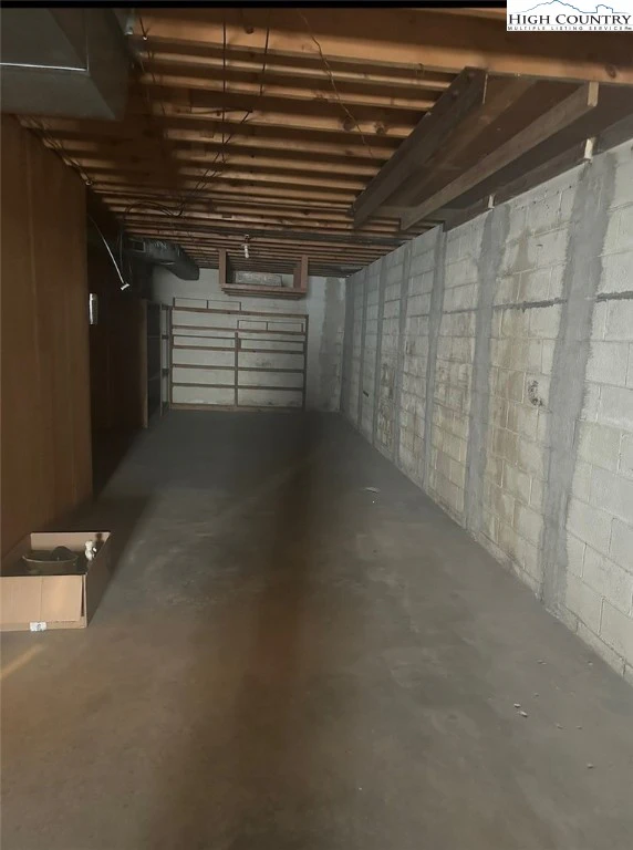 Image number 3 for the current listing