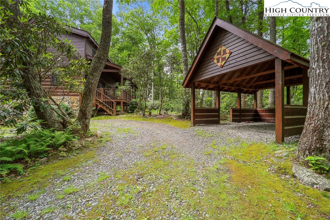 Image number 12 for the current listing