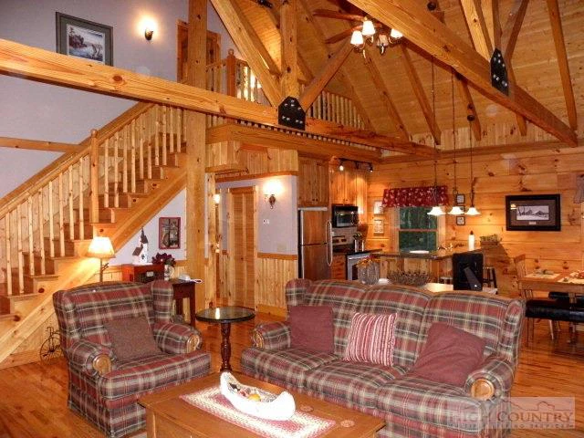 Image number 17 for the current listing
