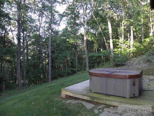 Image number 10 for the current listing