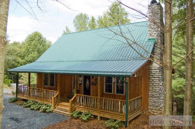 Image number 15 for the current listing