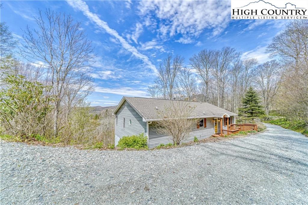 Image number 22 for the current listing