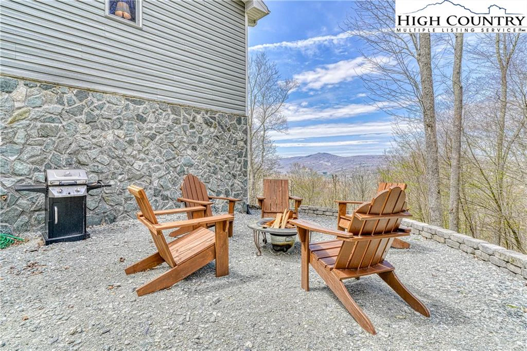 Image number 16 for the current listing