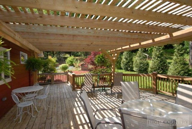Image number 10 for the current listing