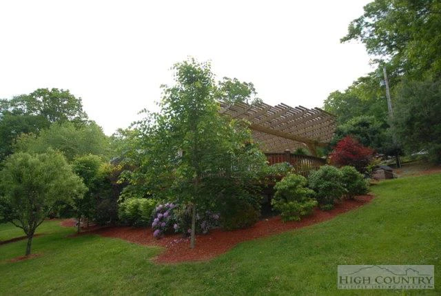 Image number 7 for the current listing