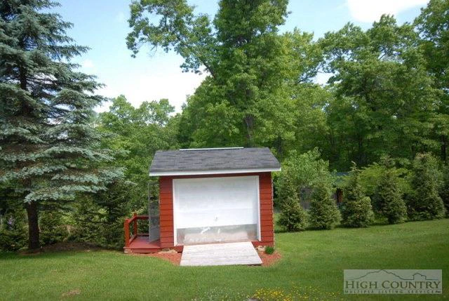 Image number 12 for the current listing