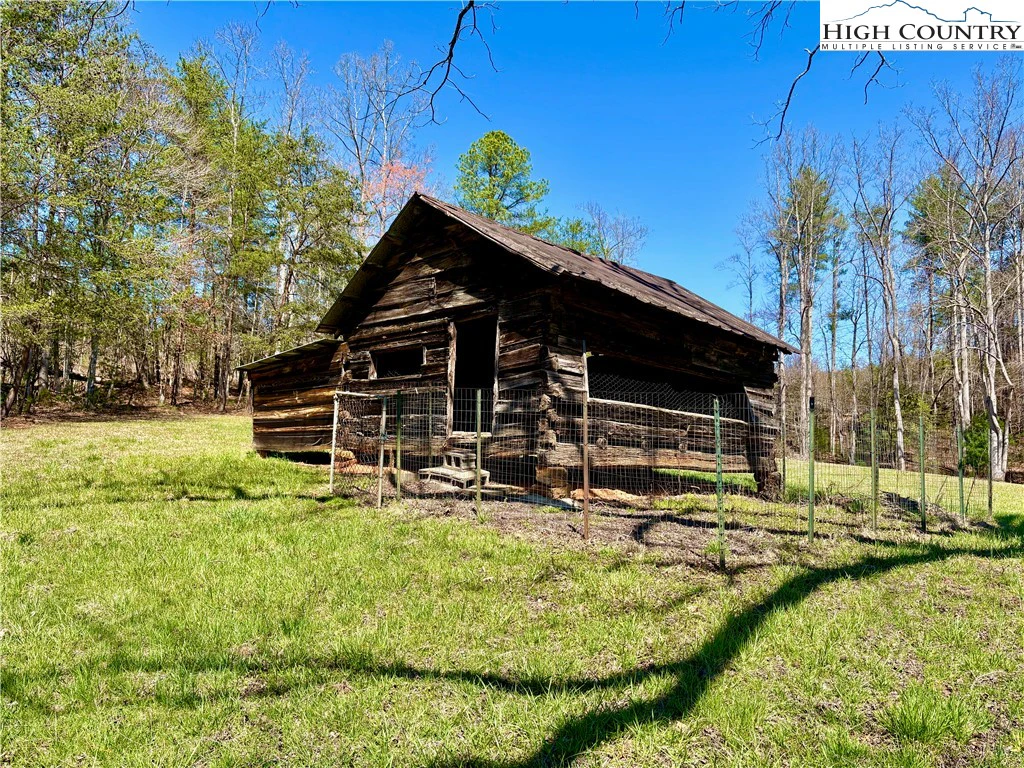 Image number 9 for the current listing